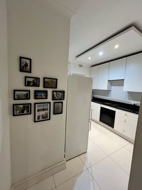 To Let 1 Bedroom Property for Rent in Green Point Western Cape